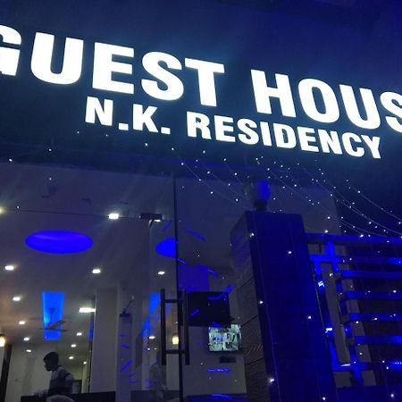 N.K. Residency Hotell New Delhi Exteriör bild